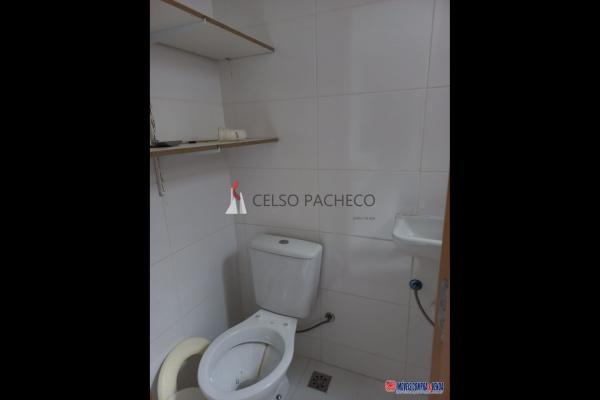 ALUGA-SE APARTAMENTO PRAIA