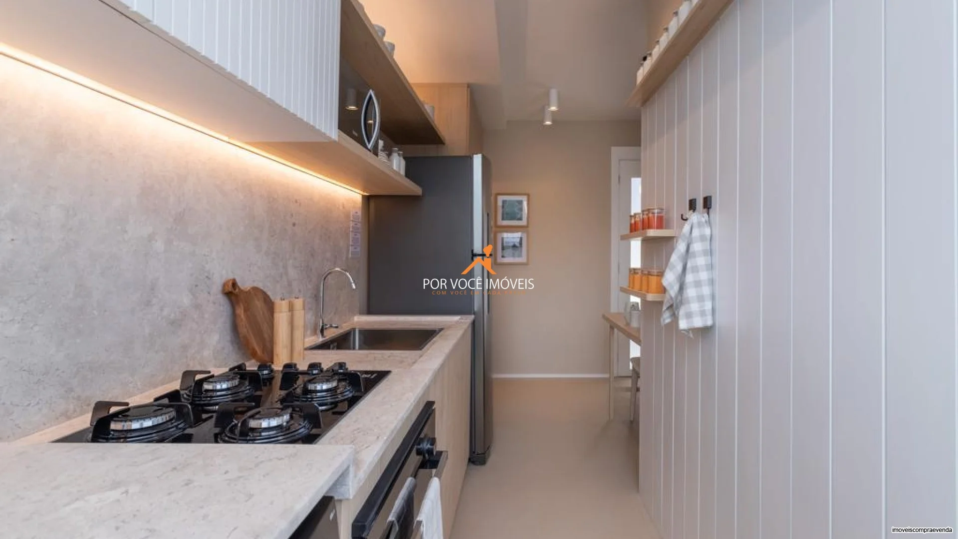 Apartamento com 1 quarto e Varanda no Condomínio Rio Branco.220 Residencial
