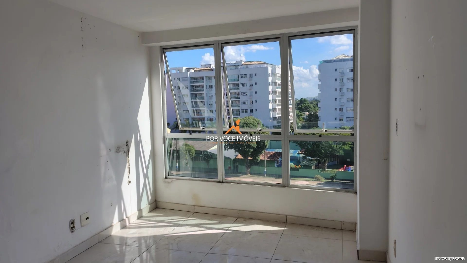 Sala Comercial no Plaza Office