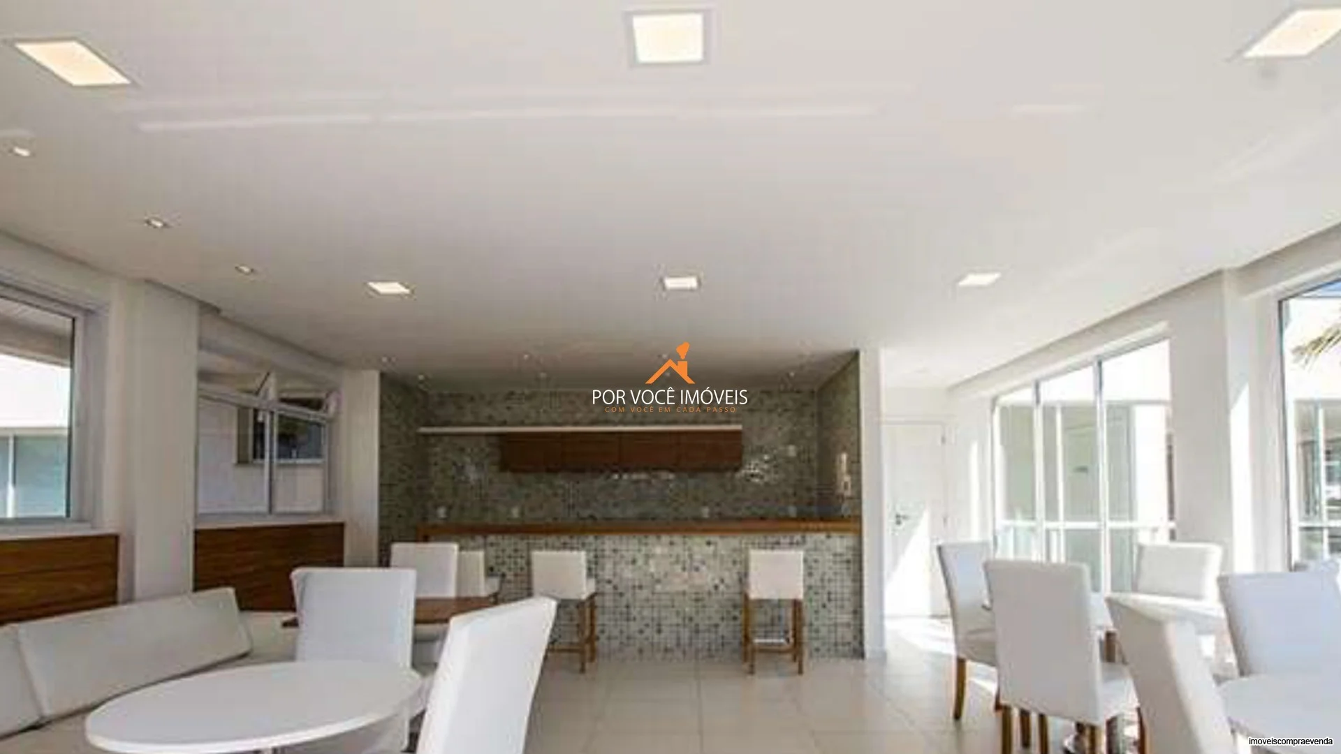 Apartamento com 2 quartos no Condomínio Frontpark Residence