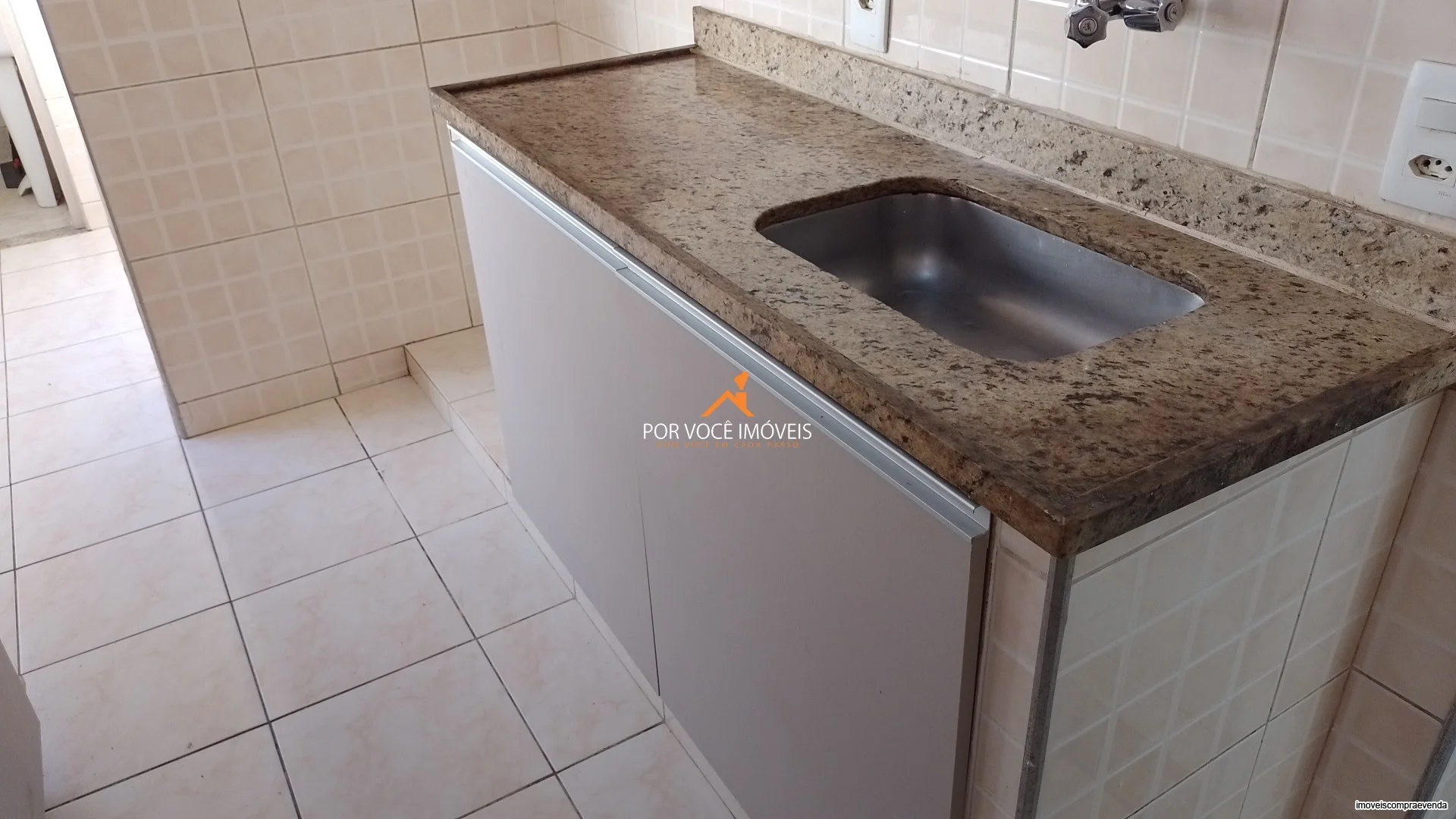 Apartamento com 2 quartos no Conjunto Residencial Marechal do Ar Henrique Raymundo Dyott Fontenelle