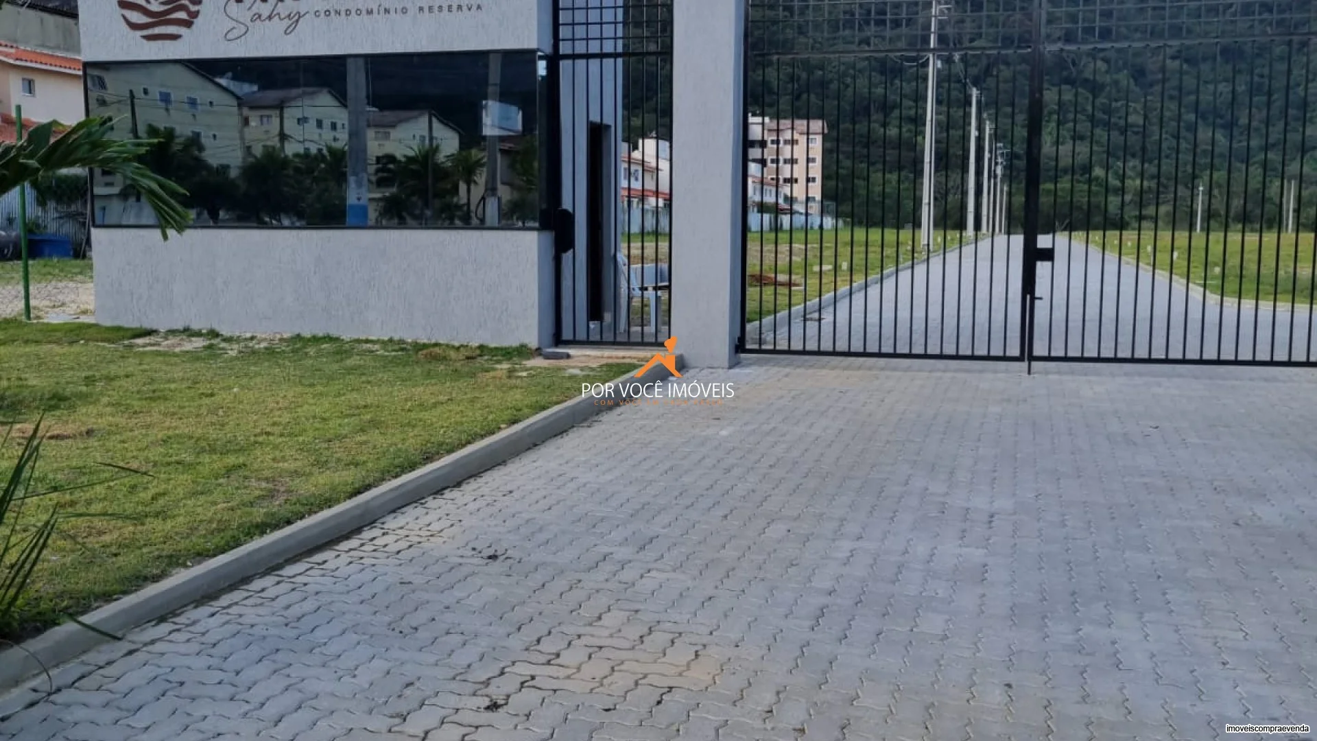 Lote de 180m² no Condomínio Privilege Sahy Condomínio Reserva