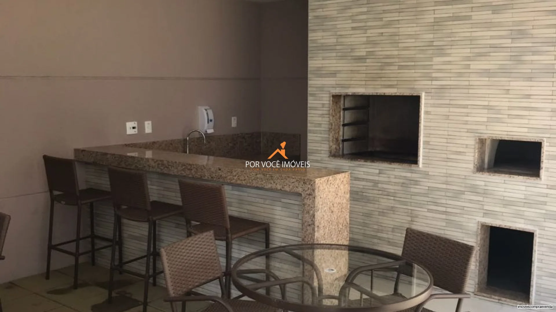 Apartamento com 2 Quartos no Condomínio UP Barra