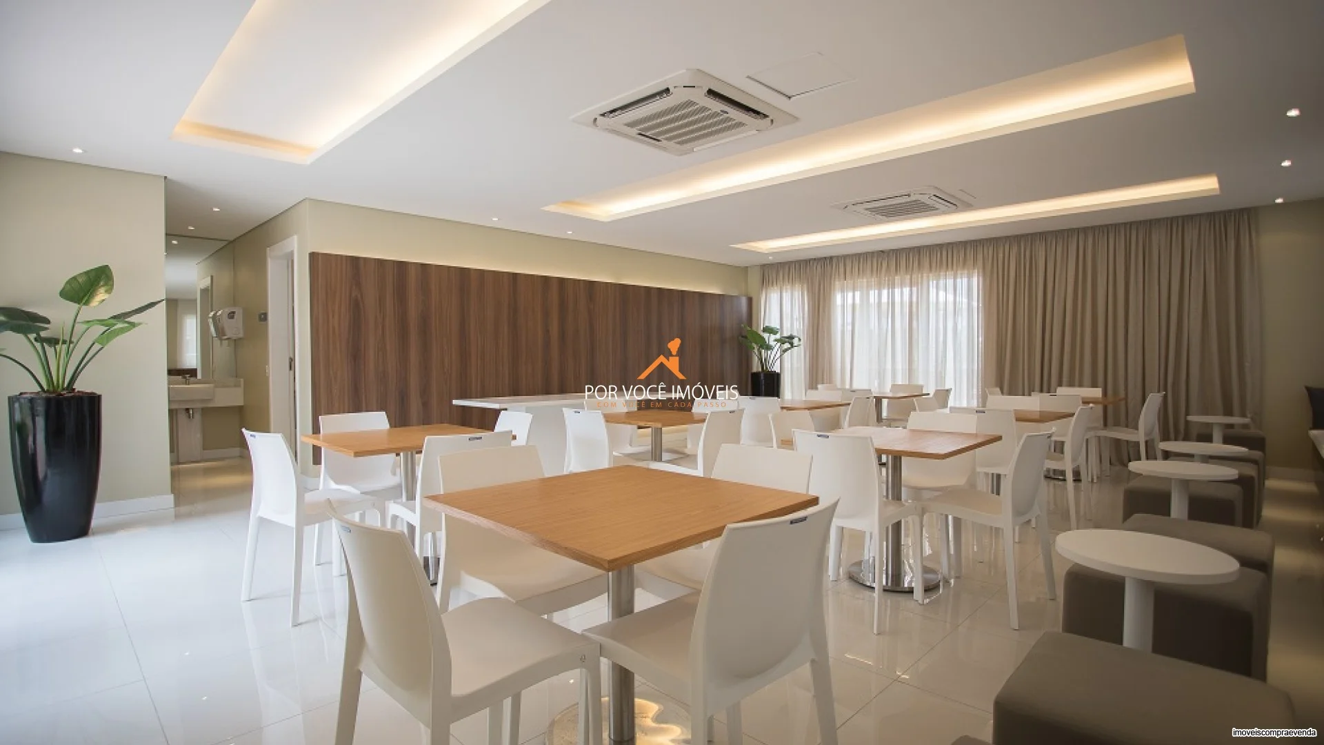 Apartamento com 2 Quartos no Condomínio UP Barra
