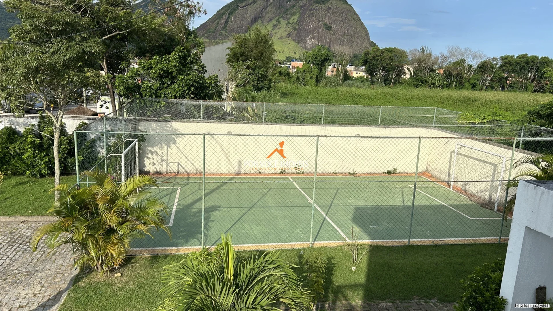 Lote de 180m² no Condomínio Advanced Residence