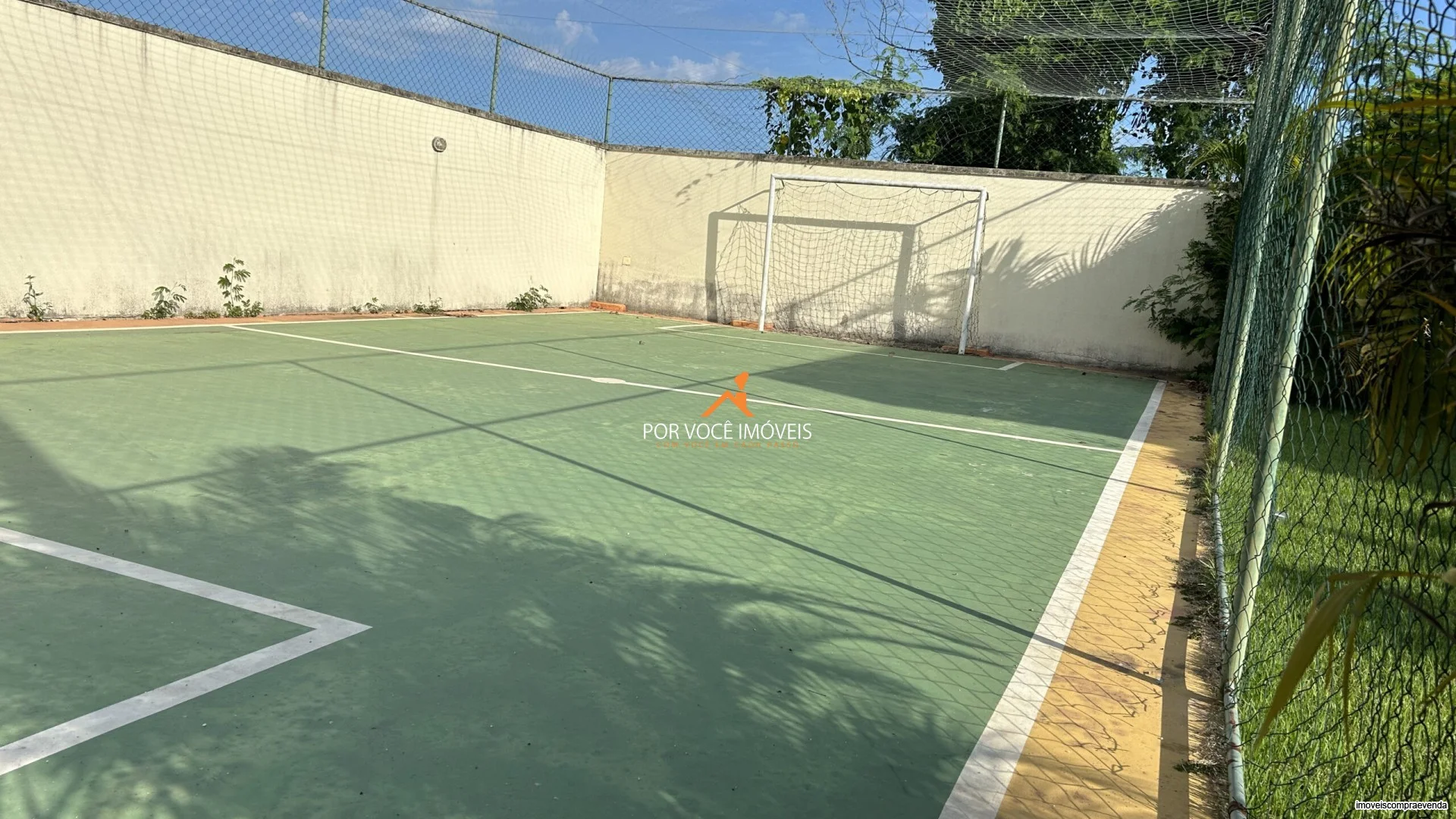Lote de 180m² no Condomínio Advanced Residence