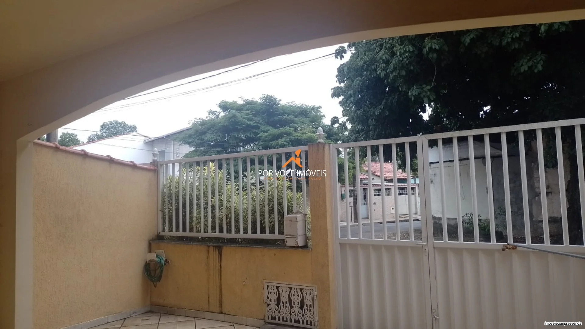 Casa Linear no Adriana com 2 quartos e garagem 