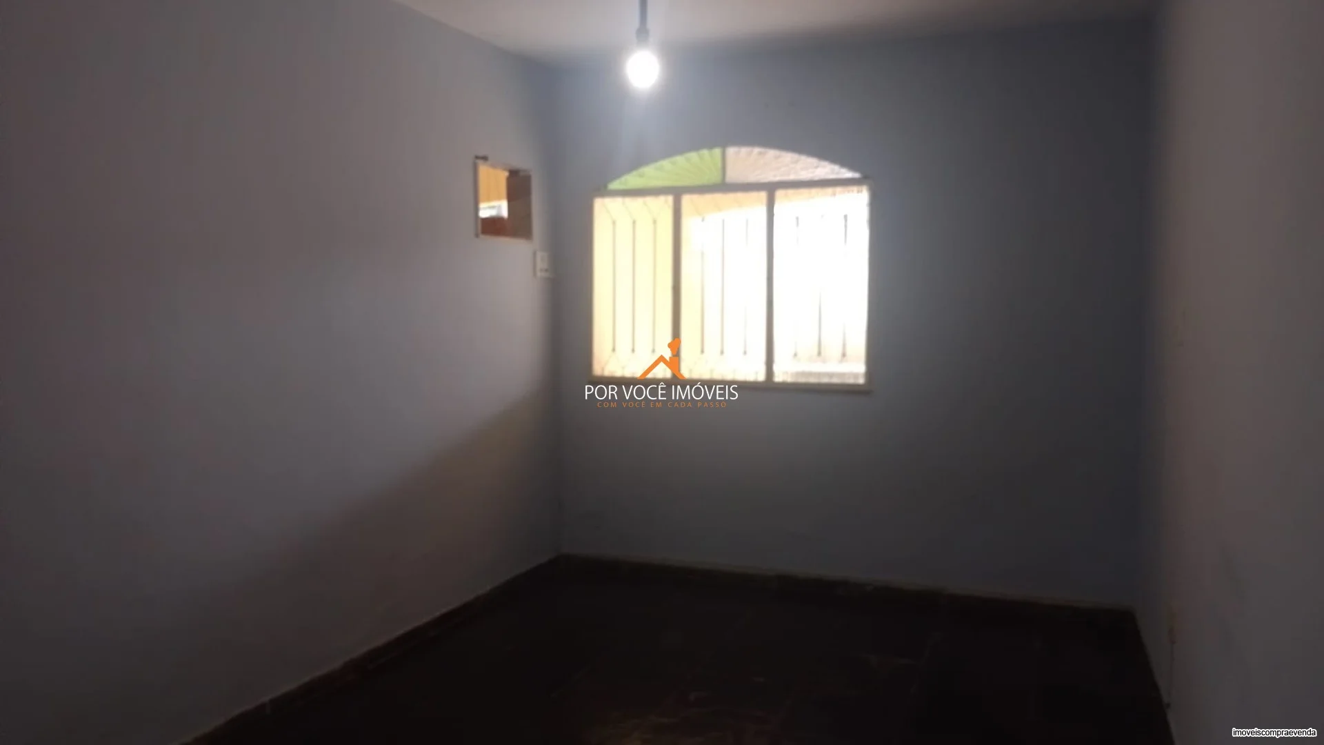 Casa Linear no Adriana com 2 quartos e garagem 