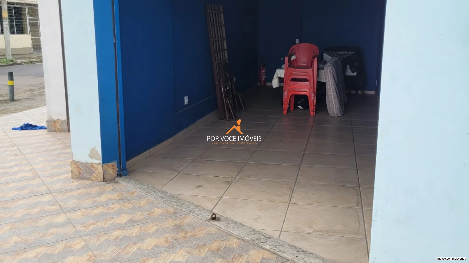 Loja próxima do Plaza Office