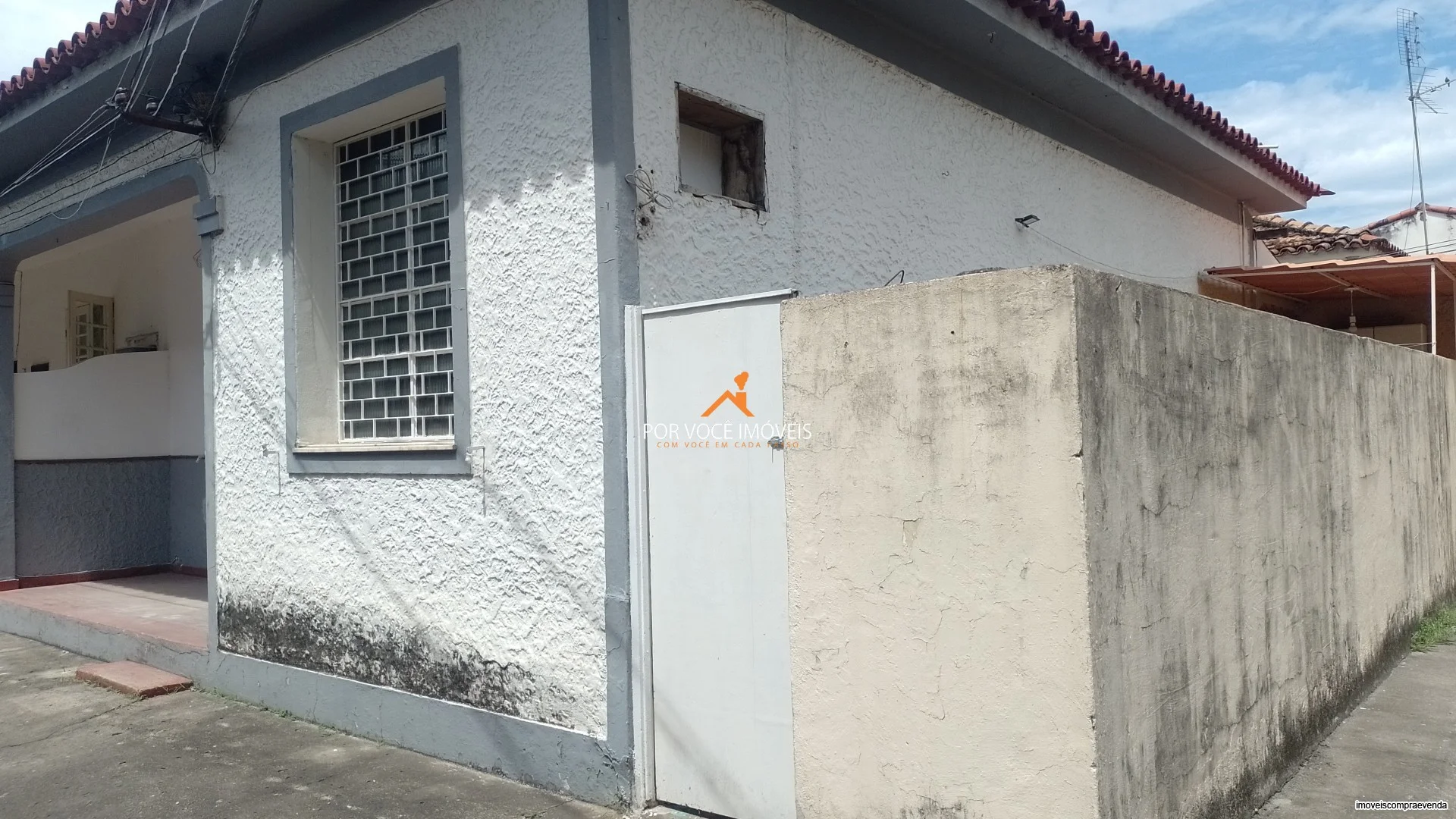 Casa para Locação com 2 quartos e garagem
