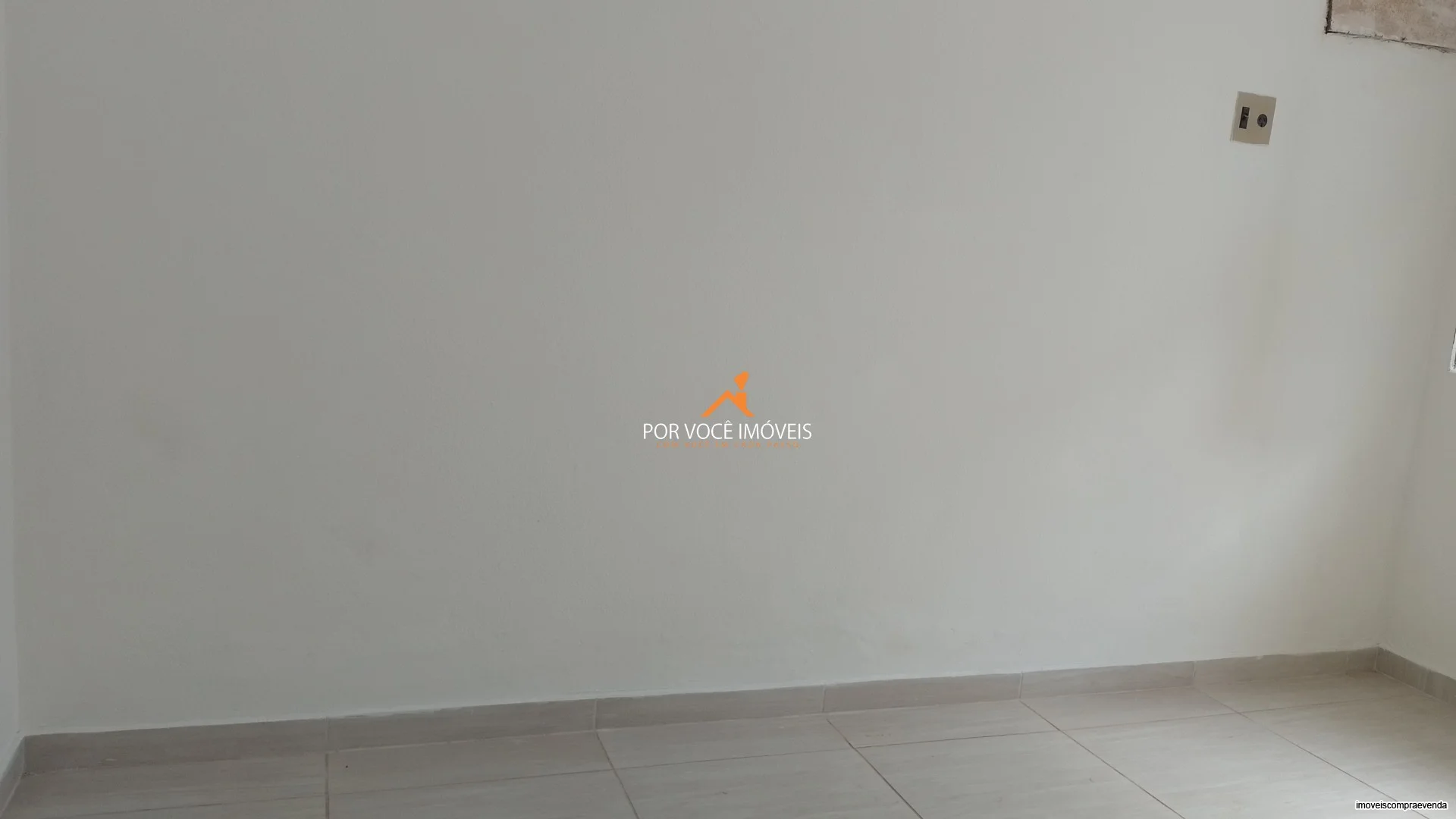 Casa para Locação com 2 quartos e garagem