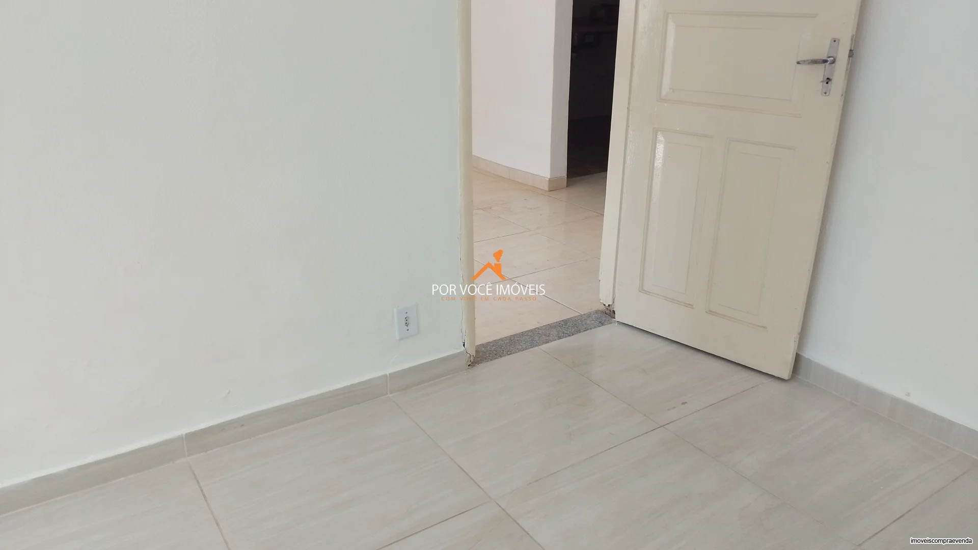 Casa para Locação com 2 quartos e garagem