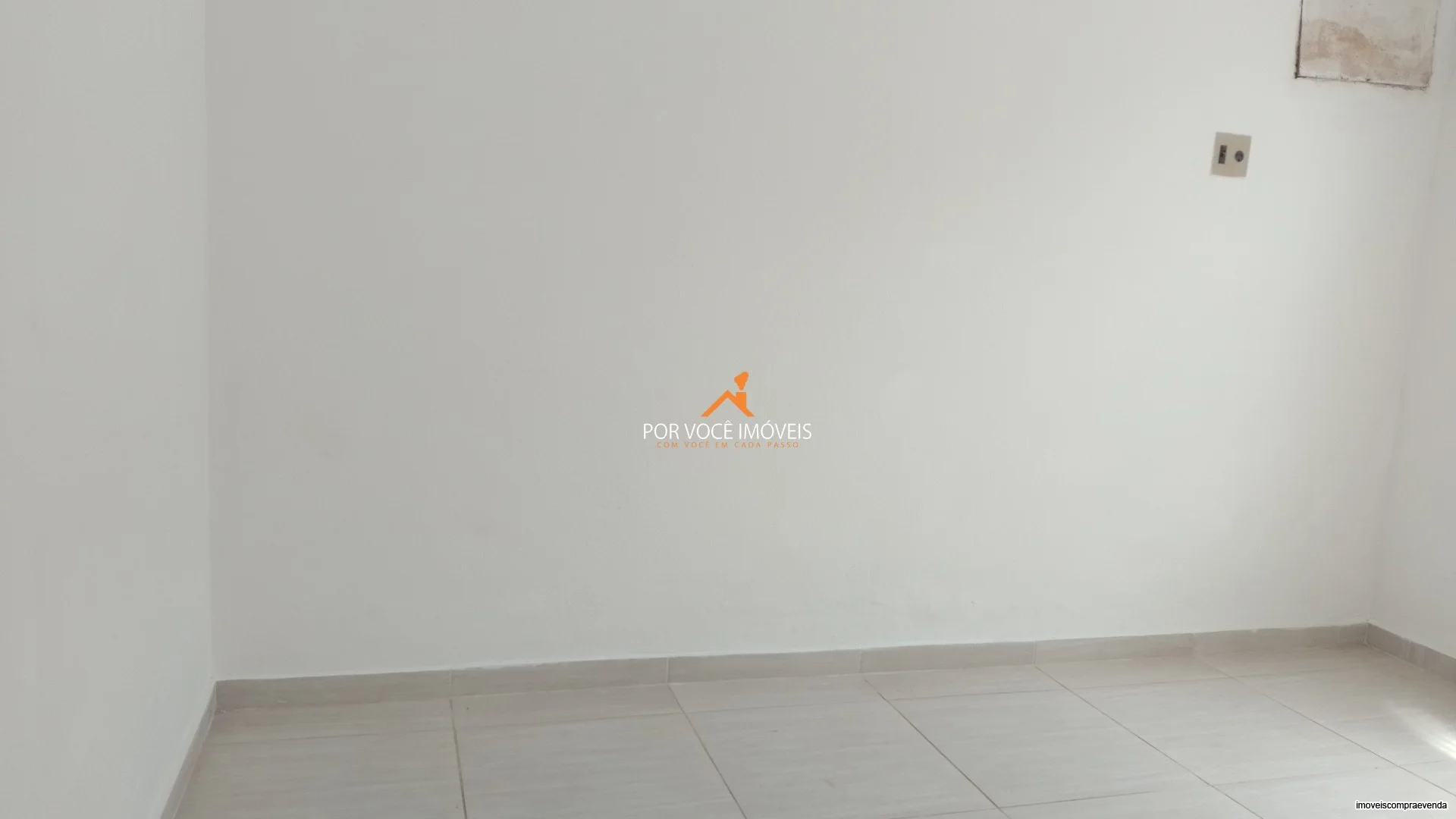 Casa para Locação com 2 quartos e garagem