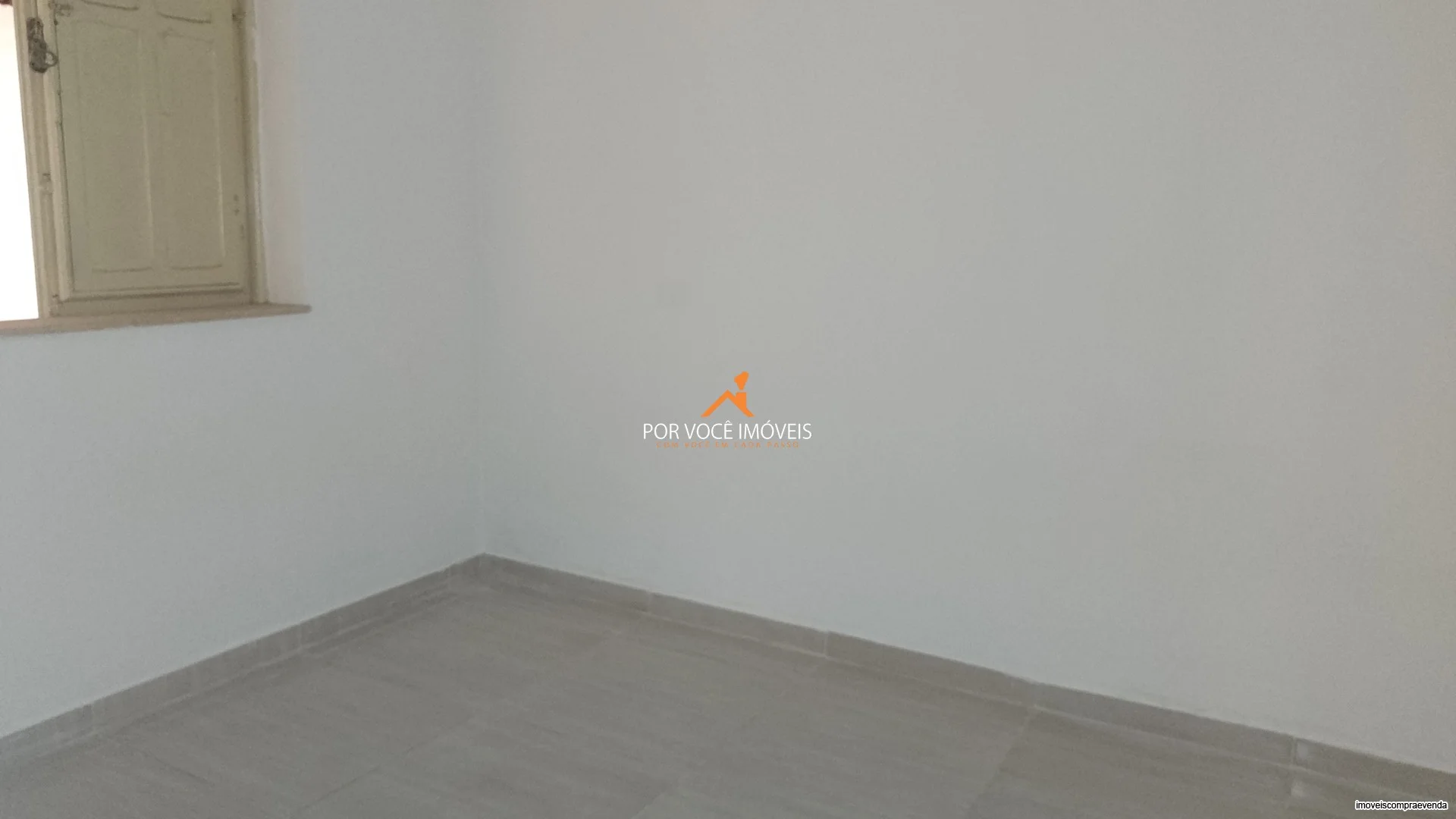 Casa para Locação com 2 quartos e garagem