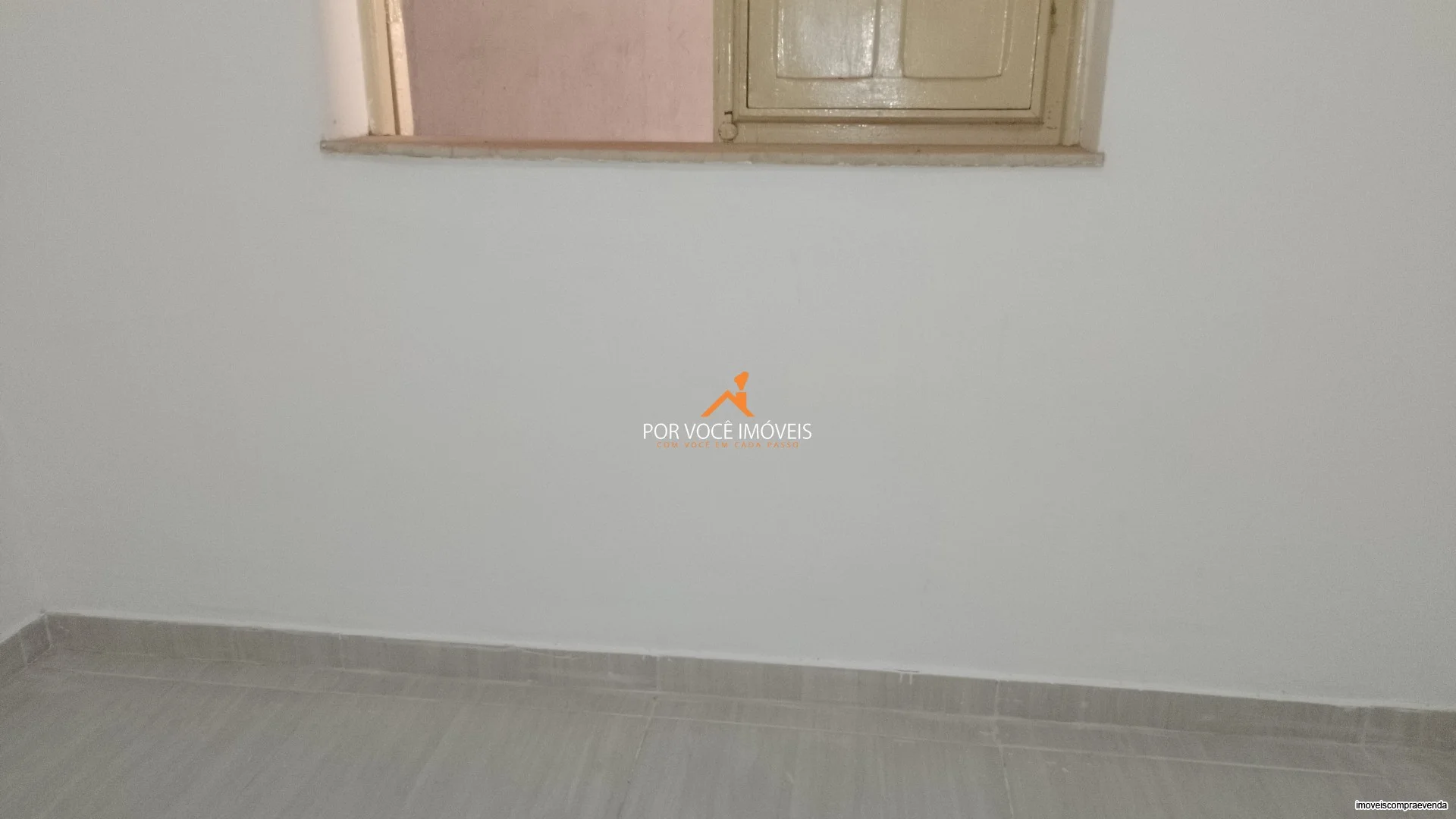Casa para Locação com 2 quartos e garagem