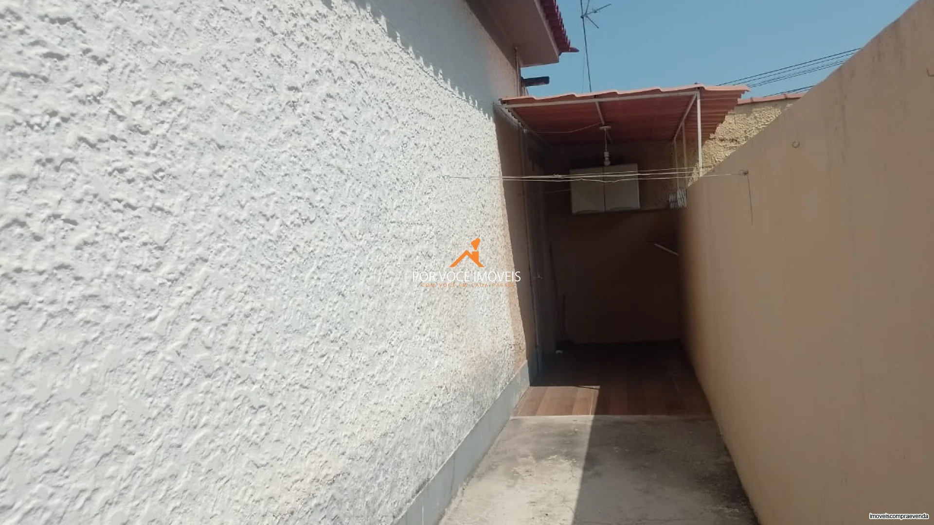 Casa para Locação com 2 quartos e garagem
