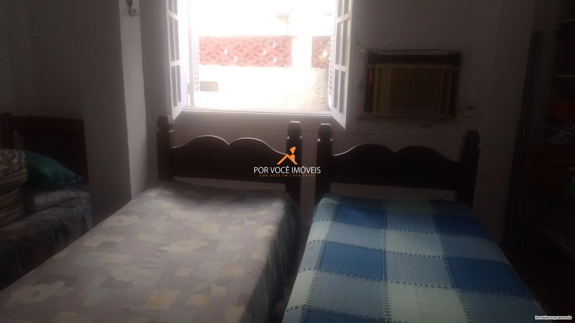 Casa com 2 quartos, sendo 1 suíte de frente para o mar
