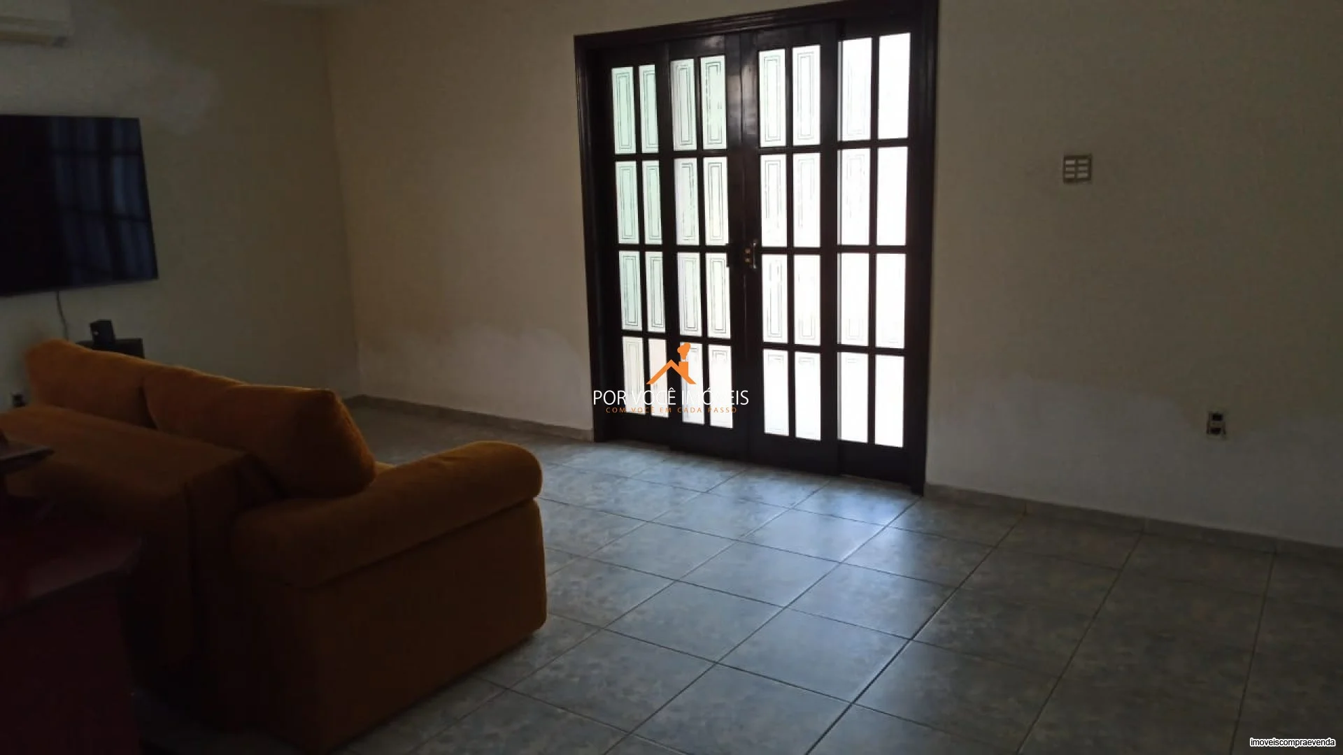 Casa com 3 quartos em Condomínio, próximo ao Hospital Oeste D'or