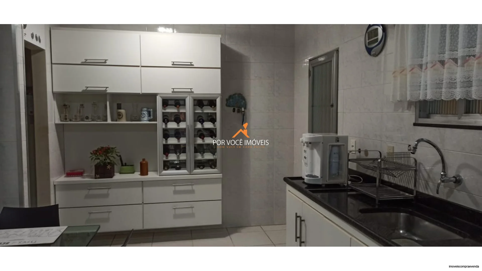 Casa com 3 quartos em Condomínio, próximo ao Hospital Oeste D'or