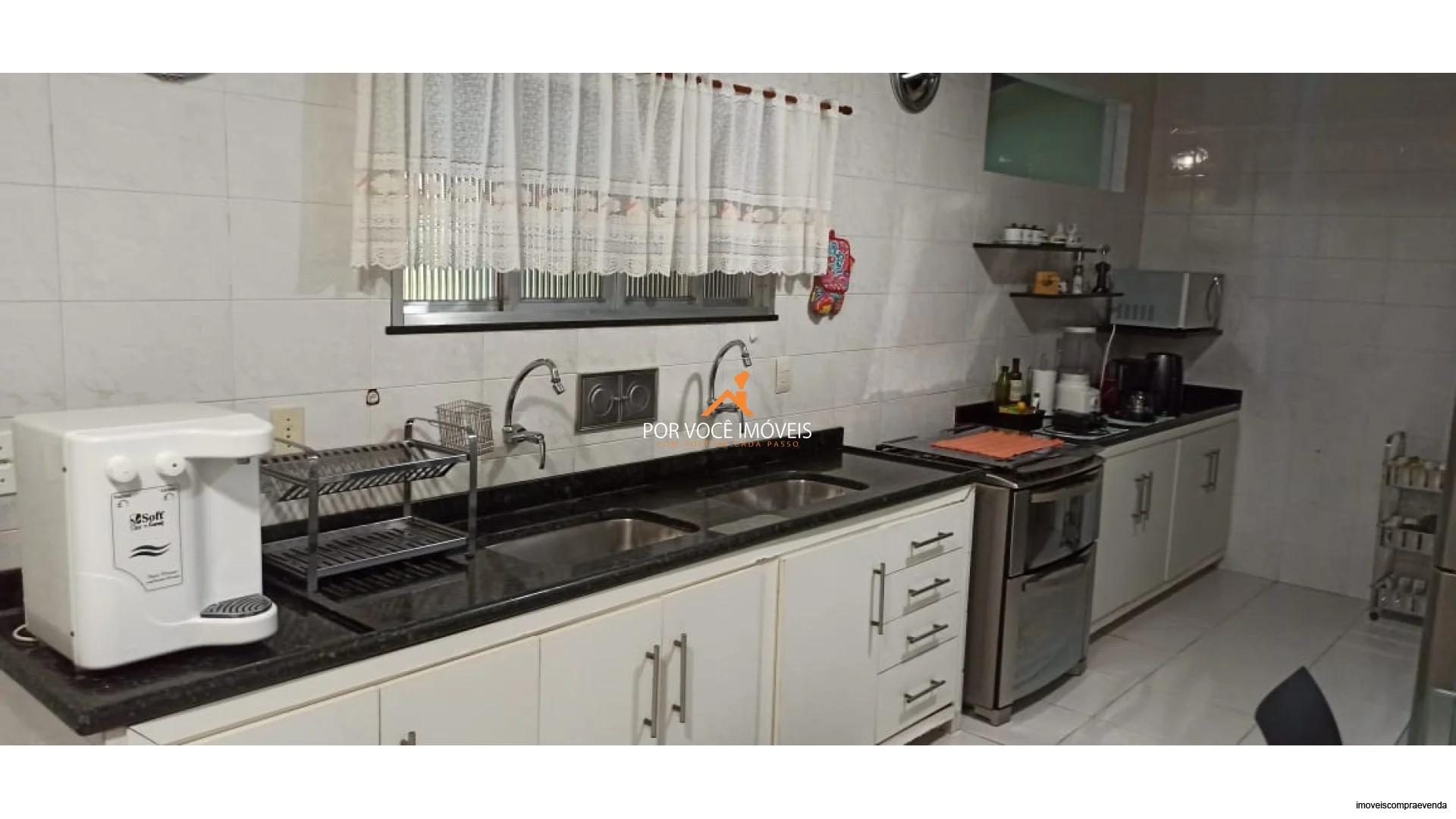 Casa com 3 quartos em Condomínio, próximo ao Hospital Oeste D'or