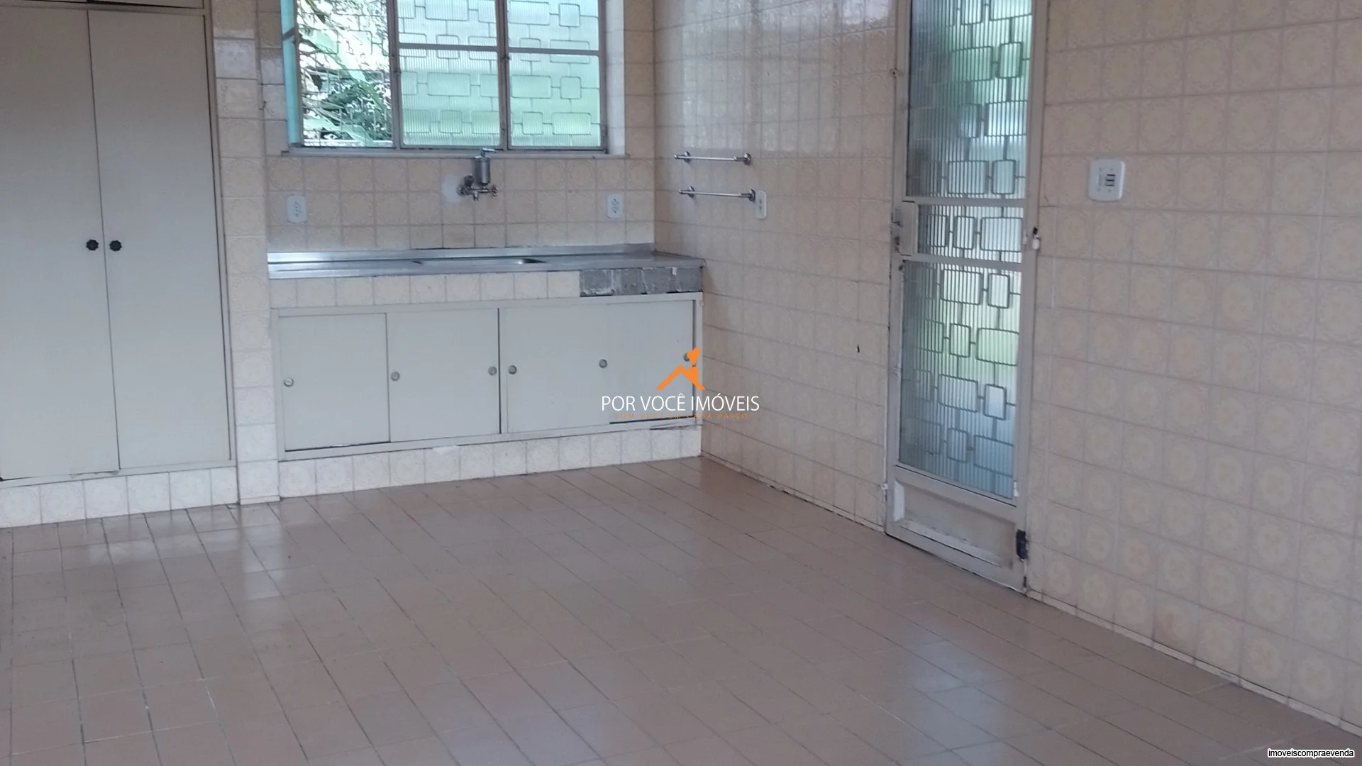 Casa duplex com 3 quartos, no Centro, próximo ao Assaí