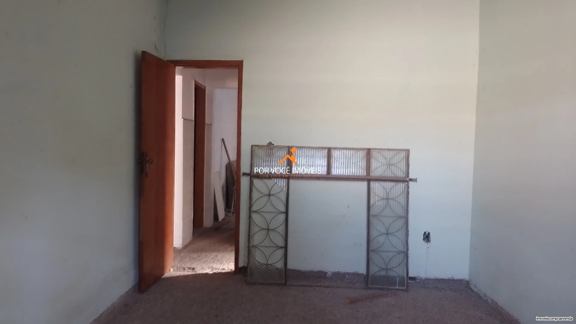 Casa com 2 quartos sendo 1 suíte, na Praça do Corinto