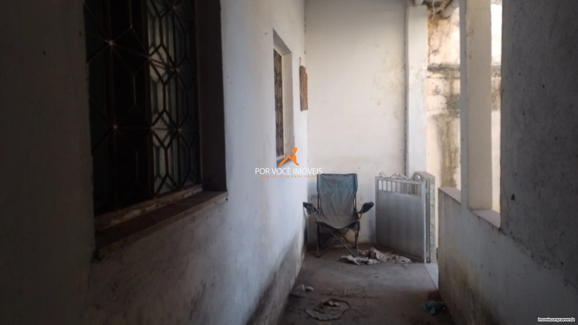 Casa com 2 quartos sendo 1 suíte, na Praça do Corinto