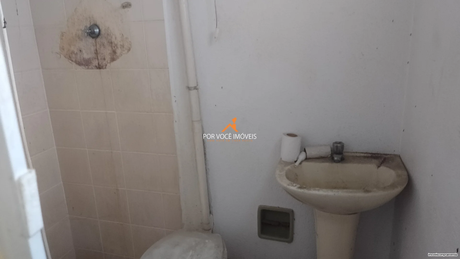 Casa com 2 quartos sendo 1 suíte, na Praça do Corinto