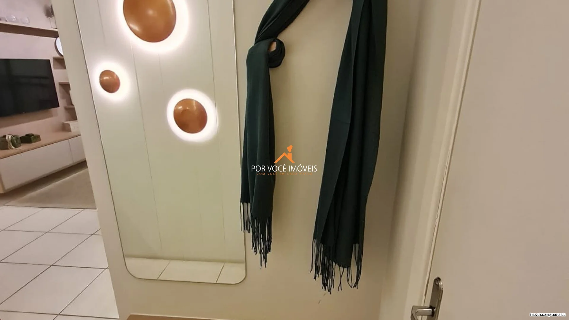 Apartamento com uma Suíte no condomínio Villa Santé