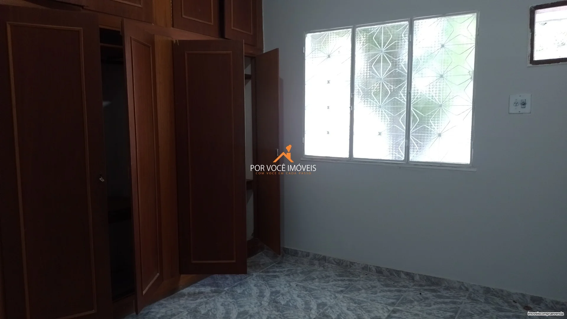 Casa com 3 quartos e garagem, Vila Nova, próximo ao Adonai