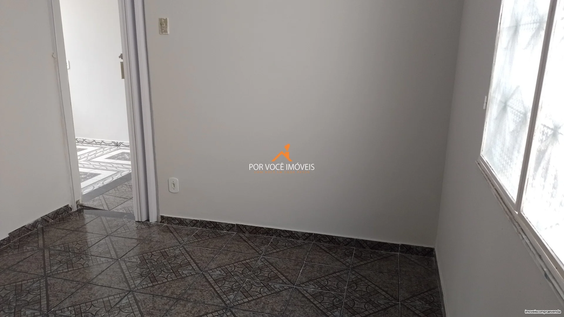 Casa com 3 quartos e garagem, Vila Nova, próximo ao Adonai