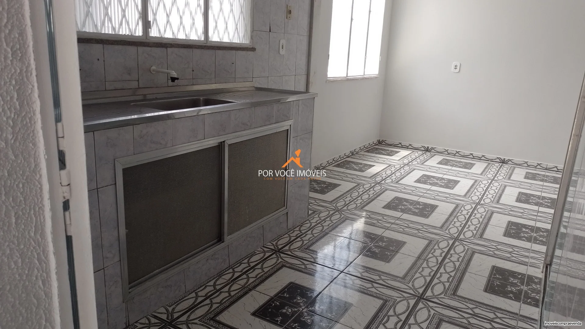 Casa com 3 quartos e garagem, Vila Nova, próximo ao Adonai
