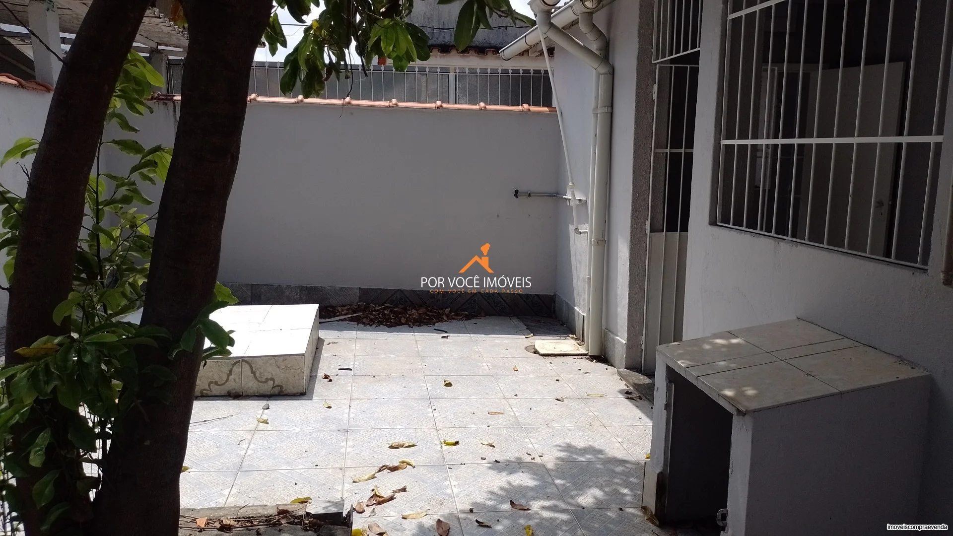 Casa com 3 quartos e garagem, Vila Nova, próximo ao Adonai