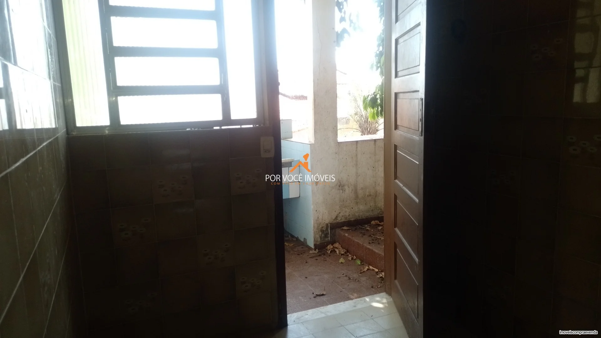 Casas na praia com vista para o mar