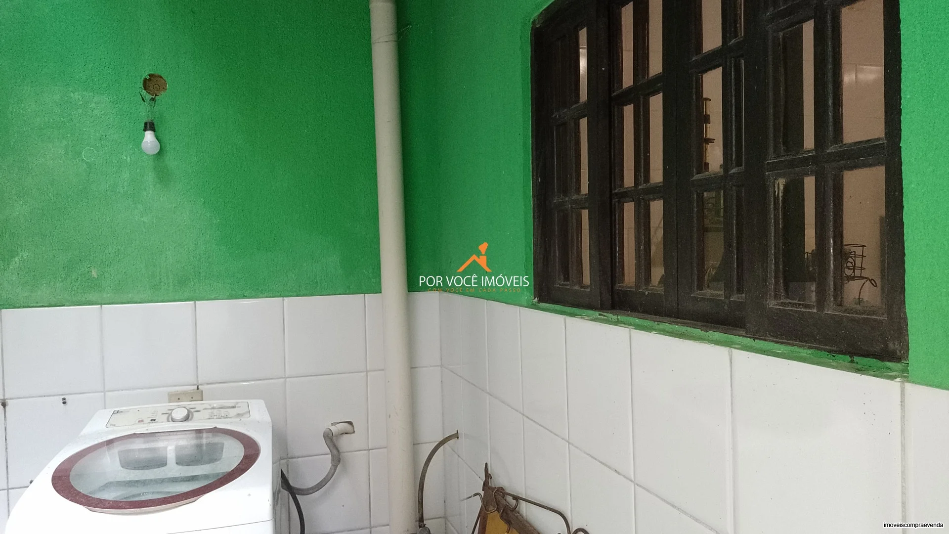Casa com 2 quartos, duplex, com garagem para 2 carros