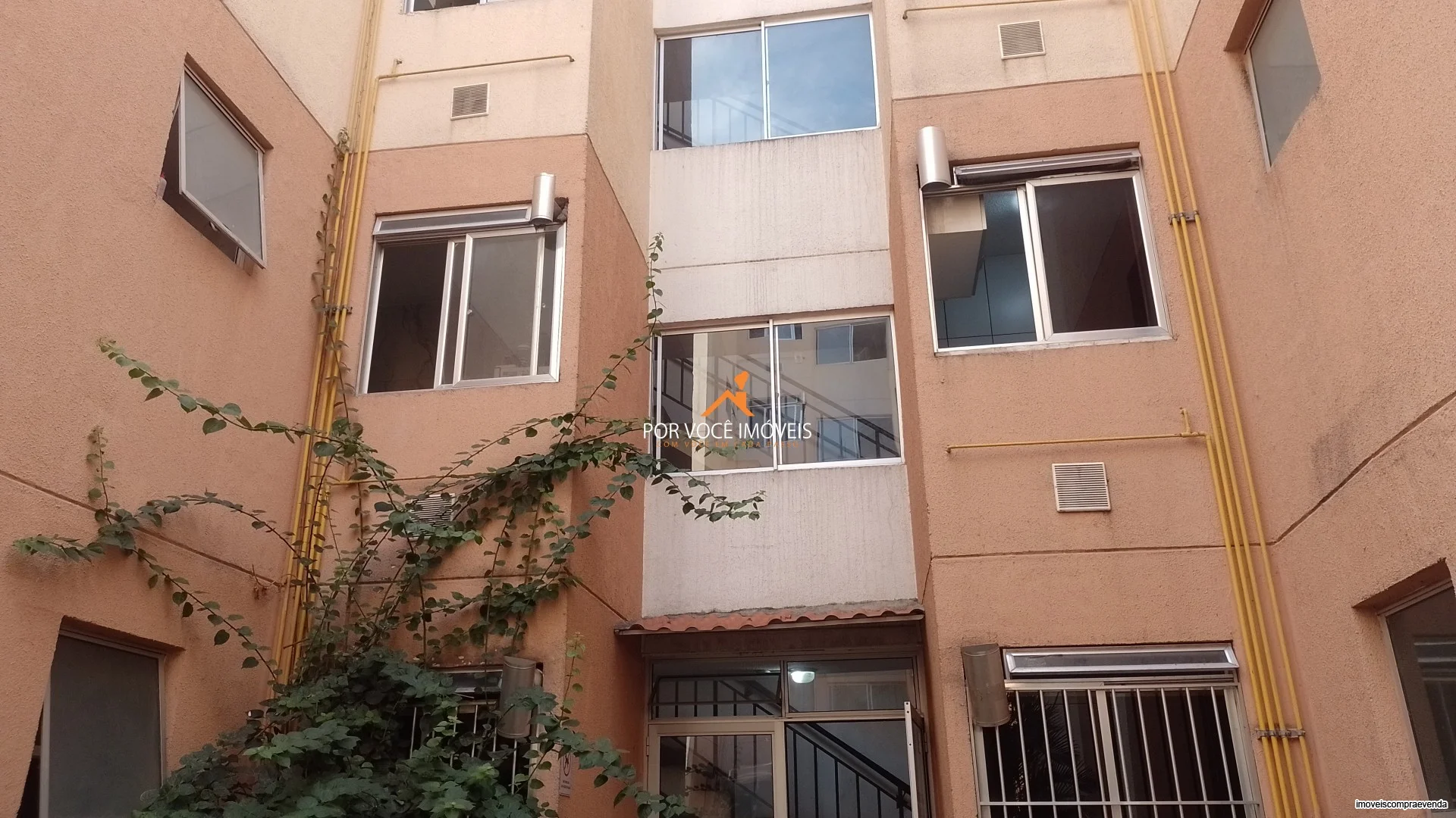 Apartamento para Locação de 2 Quartos no Condomínio Viva Mais