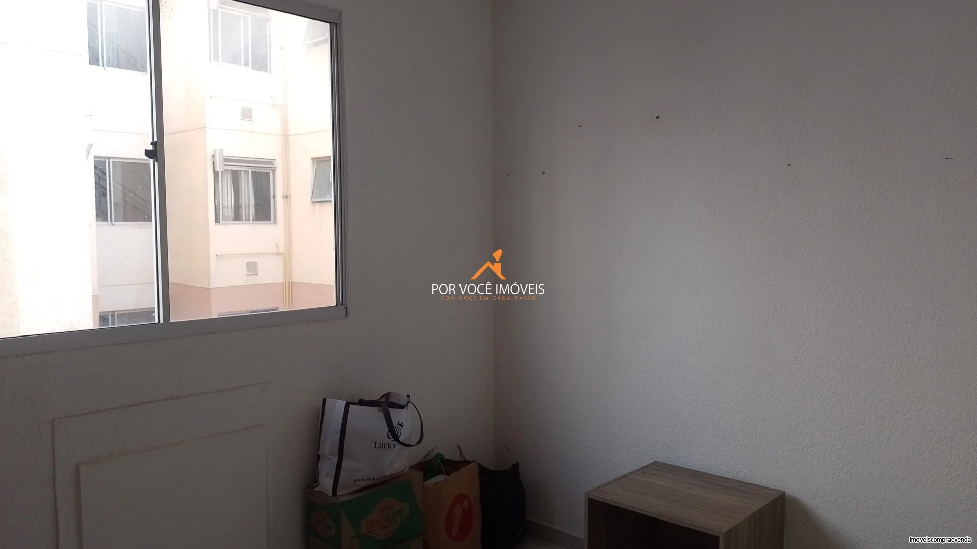 Apartamento para Locação de 2 Quartos no Condomínio Viva Mais