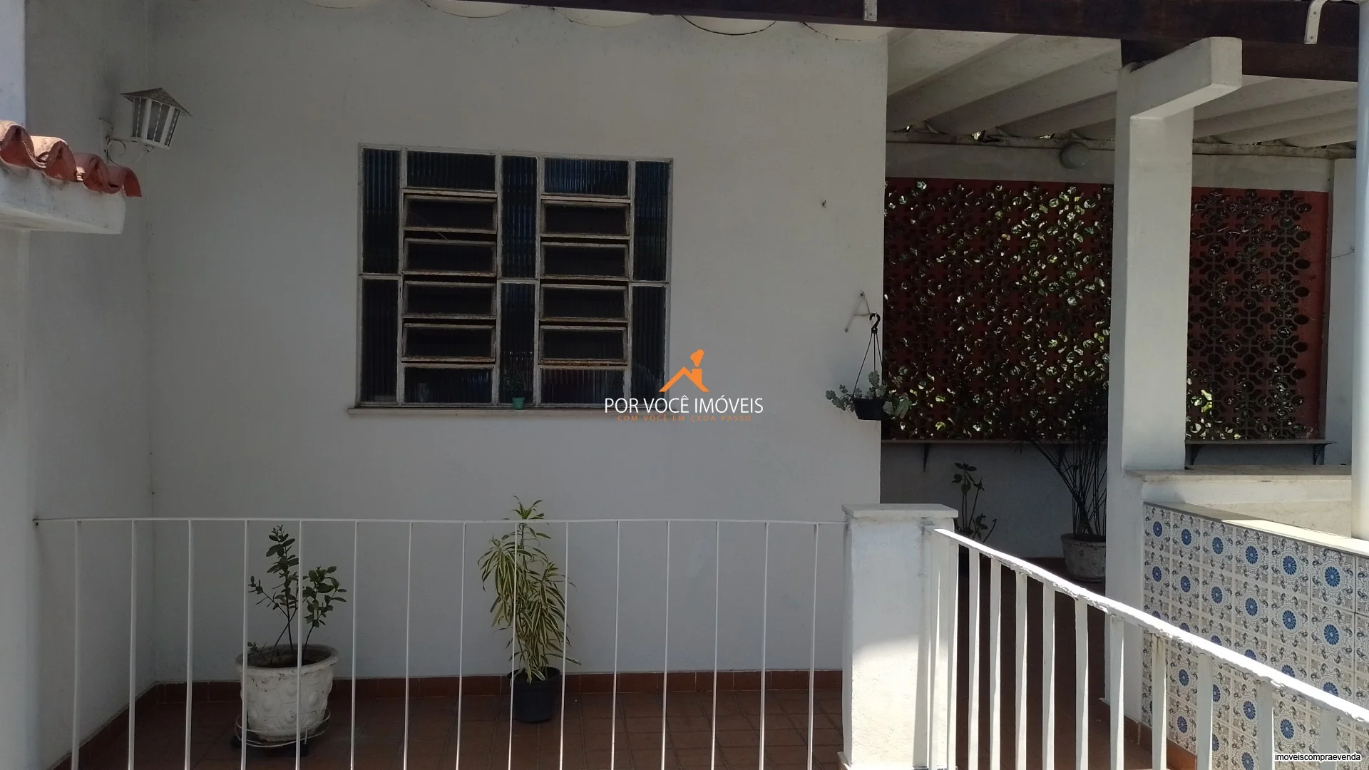 Casa à Venda com 3 Quartos e Terraço no São Jorge