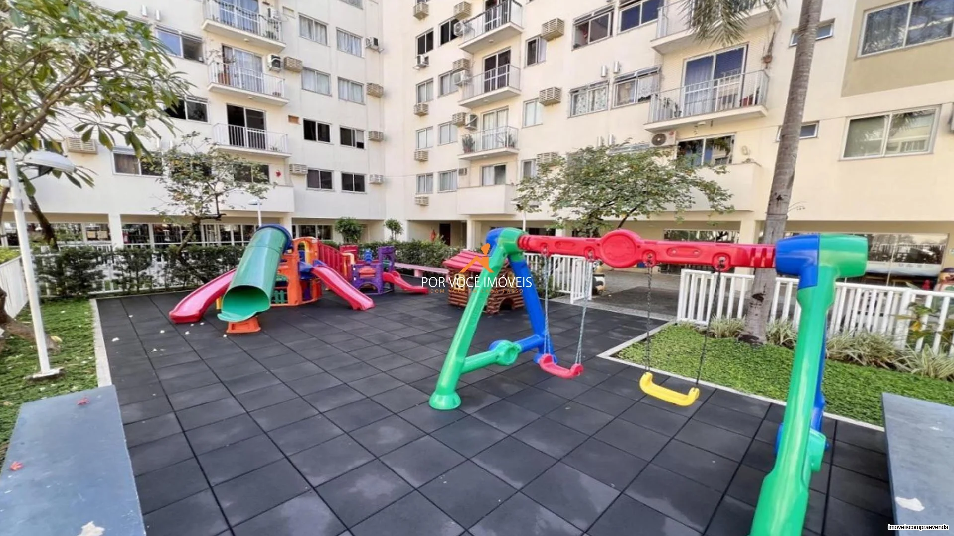 Apartamento com 2 quartos, sendo 1 suíte no Condomínio Atlantis Park