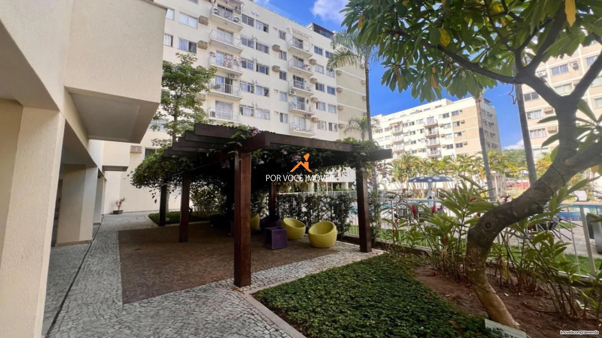 Apartamento com 2 quartos, sendo 1 suíte no Condomínio Atlantis Park