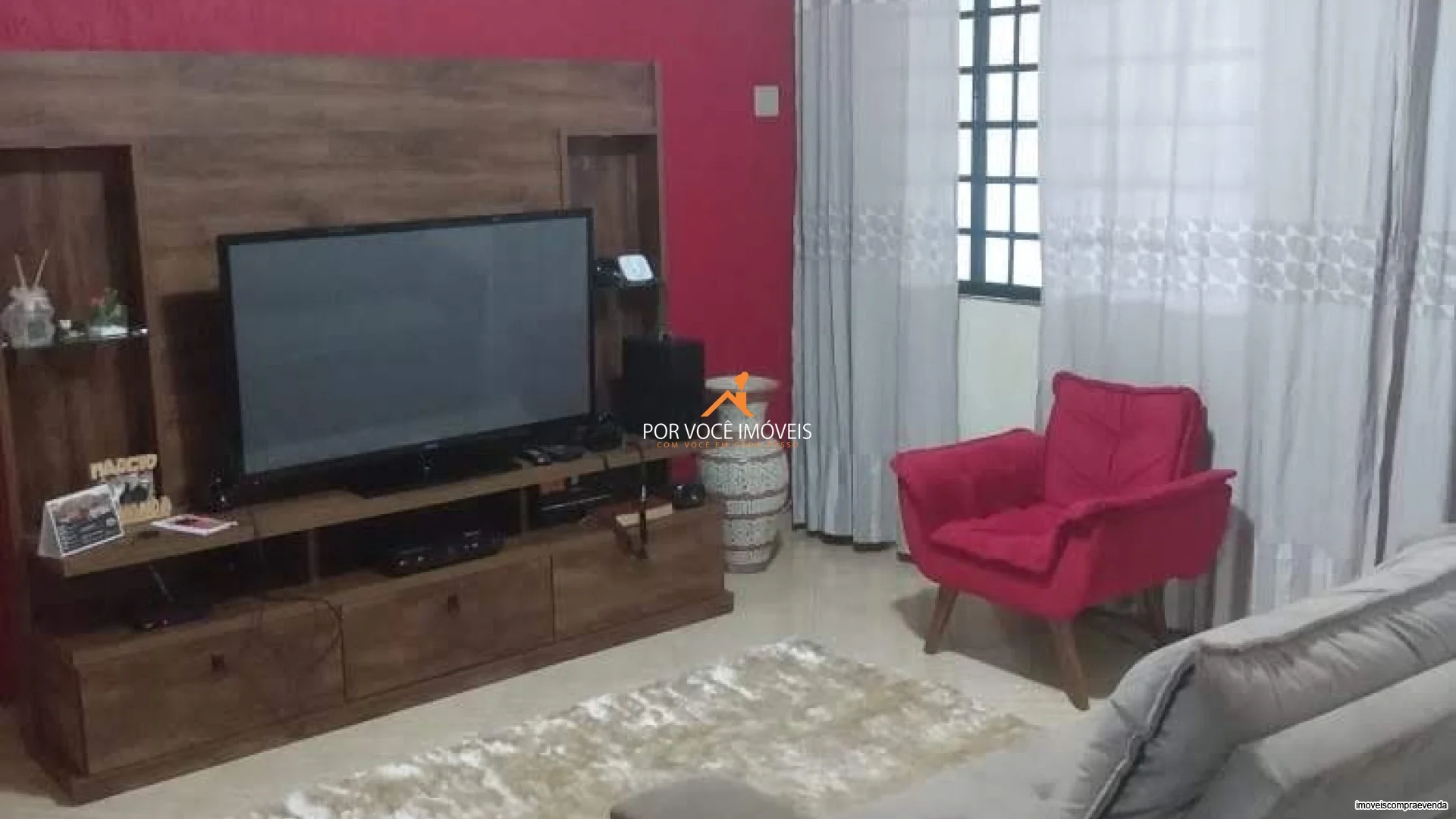 Casa duplex com 3 suítes no Condomínio Recanto do Tinguí