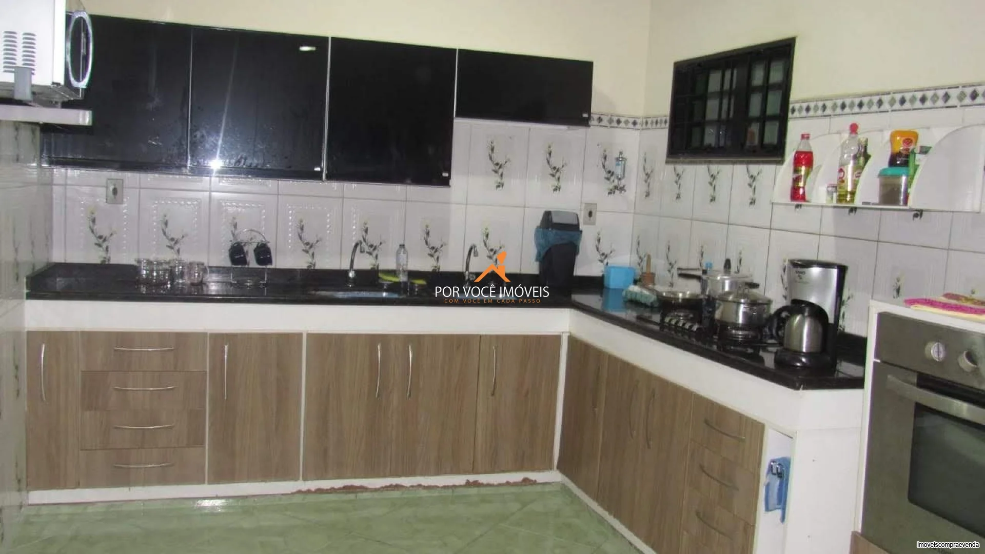 Casa duplex com 3 suítes no Condomínio Recanto do Tinguí