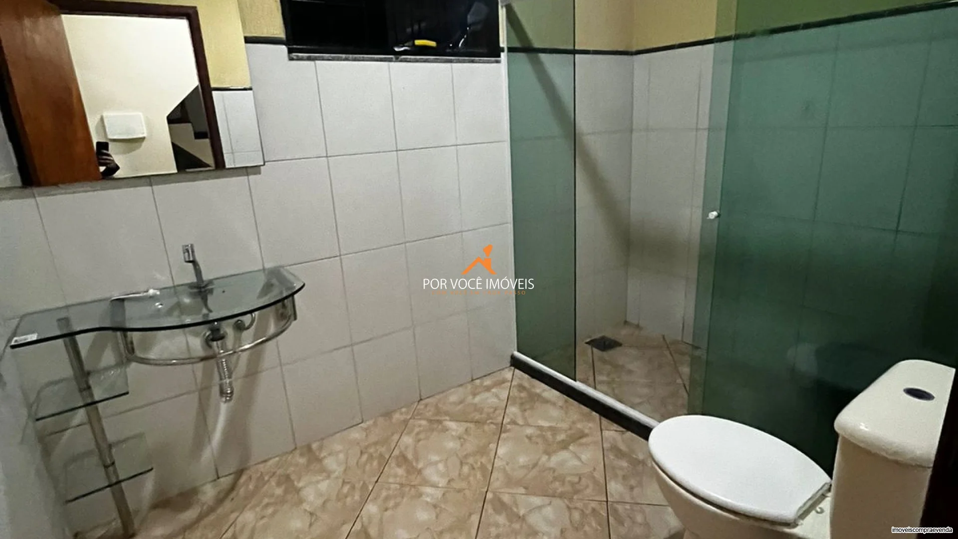 Casa duplex com 3 suítes no Condomínio Recanto do Tinguí