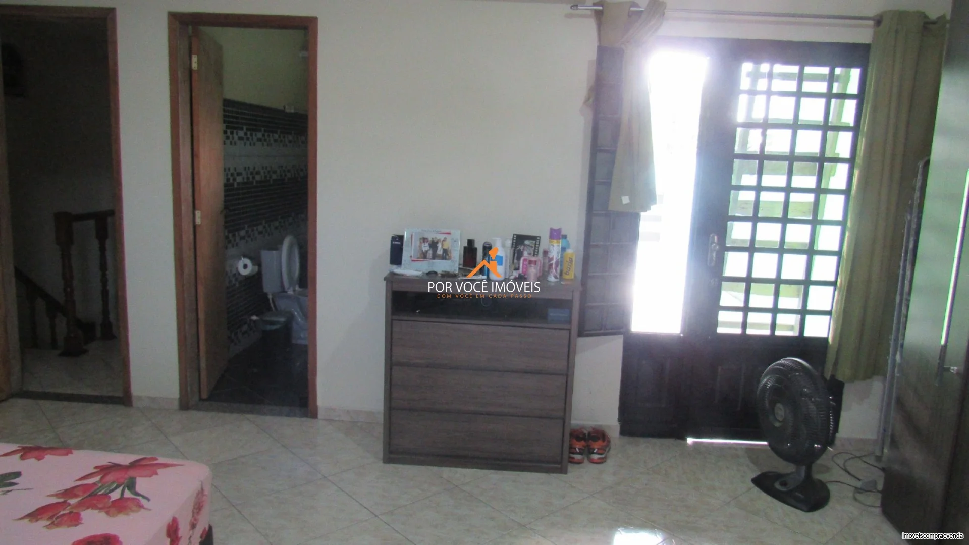 Casa duplex com 3 suítes no Condomínio Recanto do Tinguí
