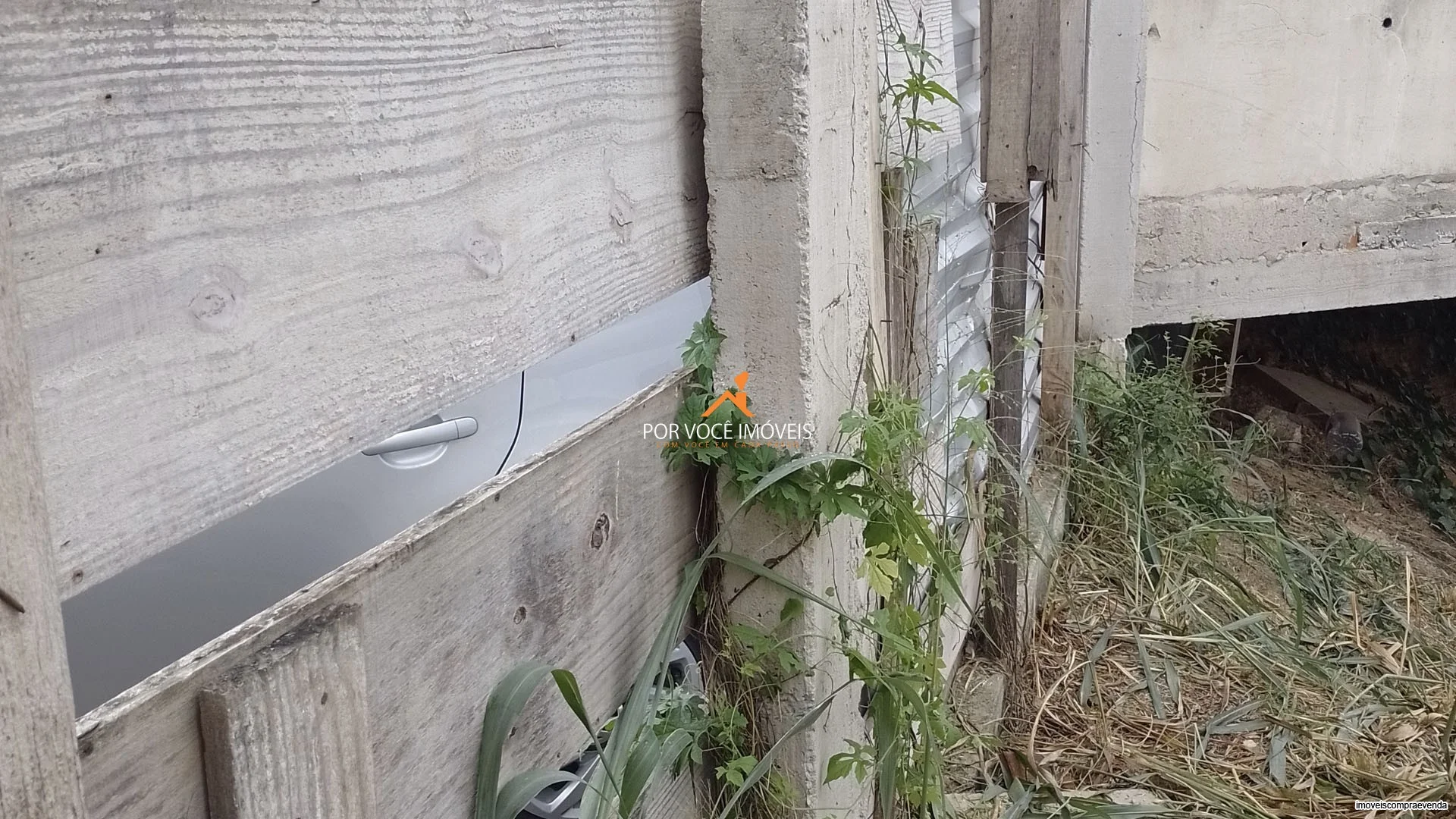 Terreno de 190m² no Condomínio Village dos Amorins