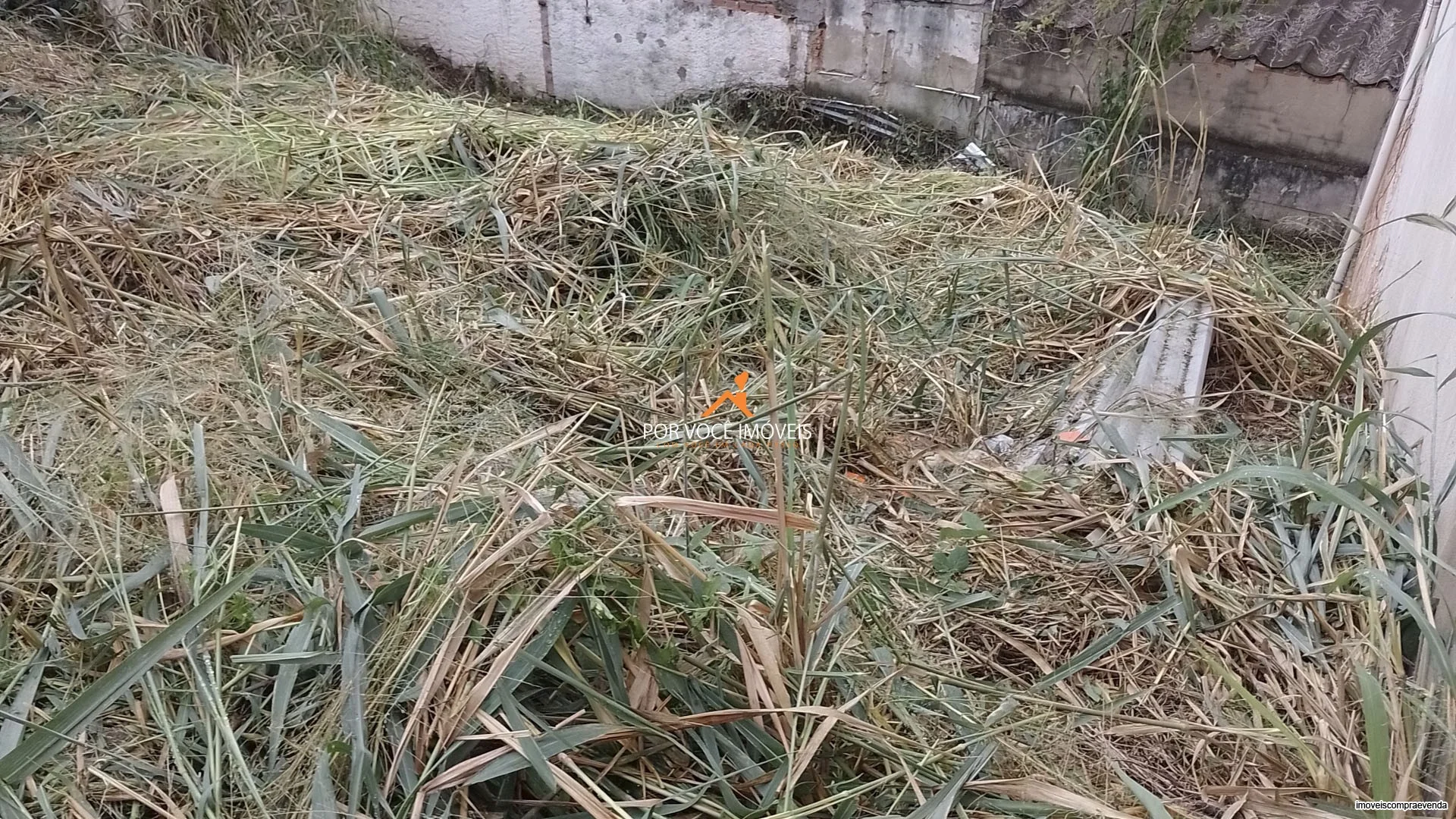 Terreno de 190m² no Condomínio Village dos Amorins