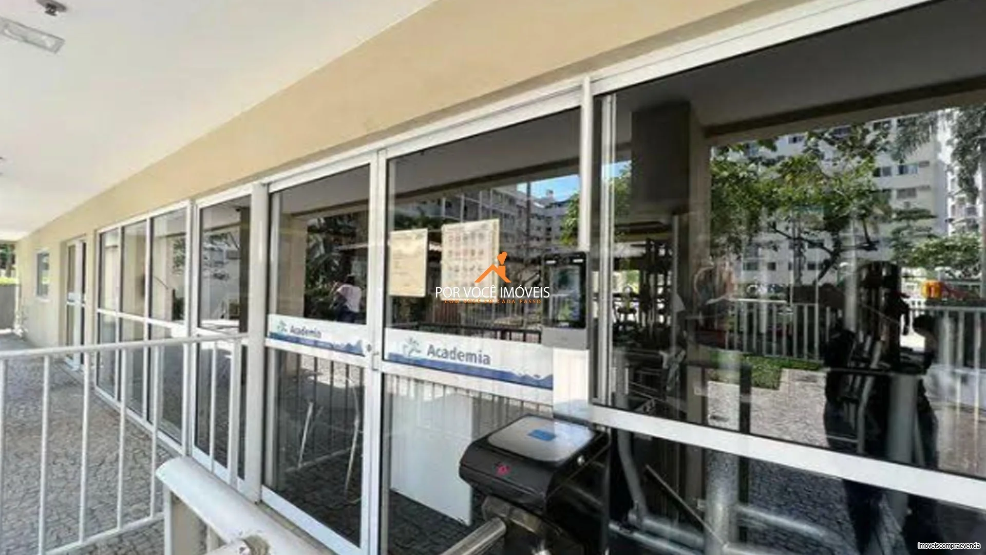 Apartamento com 2 quartos, 1 suíte no Condomínio Atlantis Park