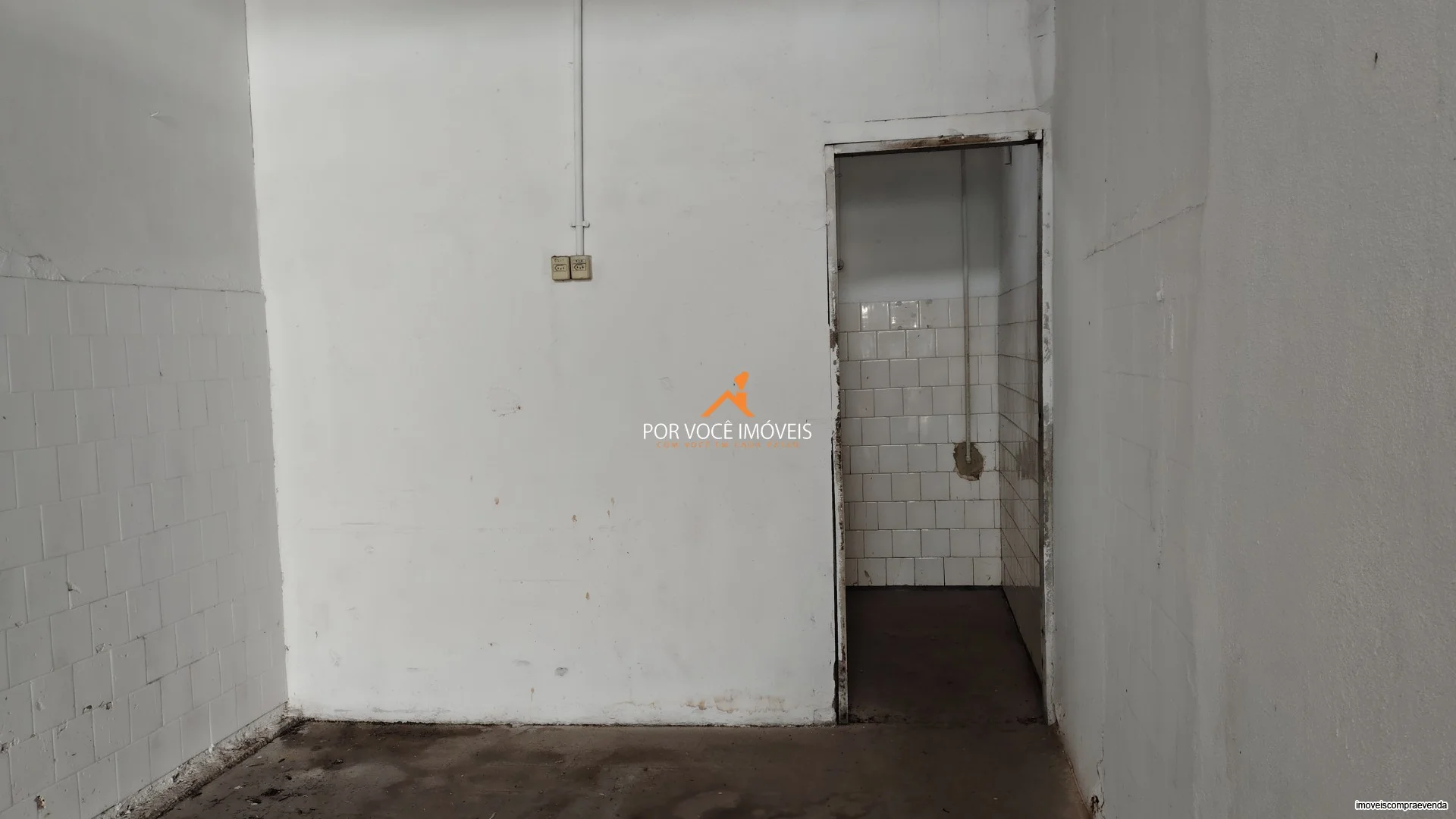 Galpão com 234m²