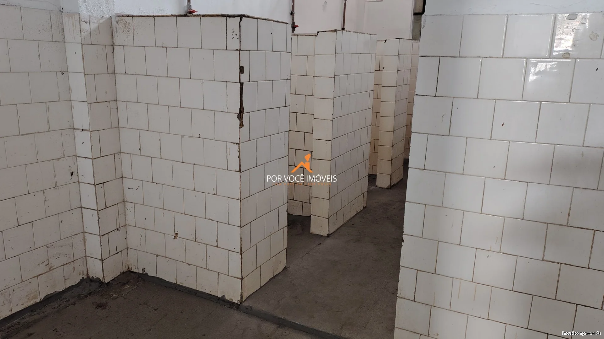 Galpão com 234m²