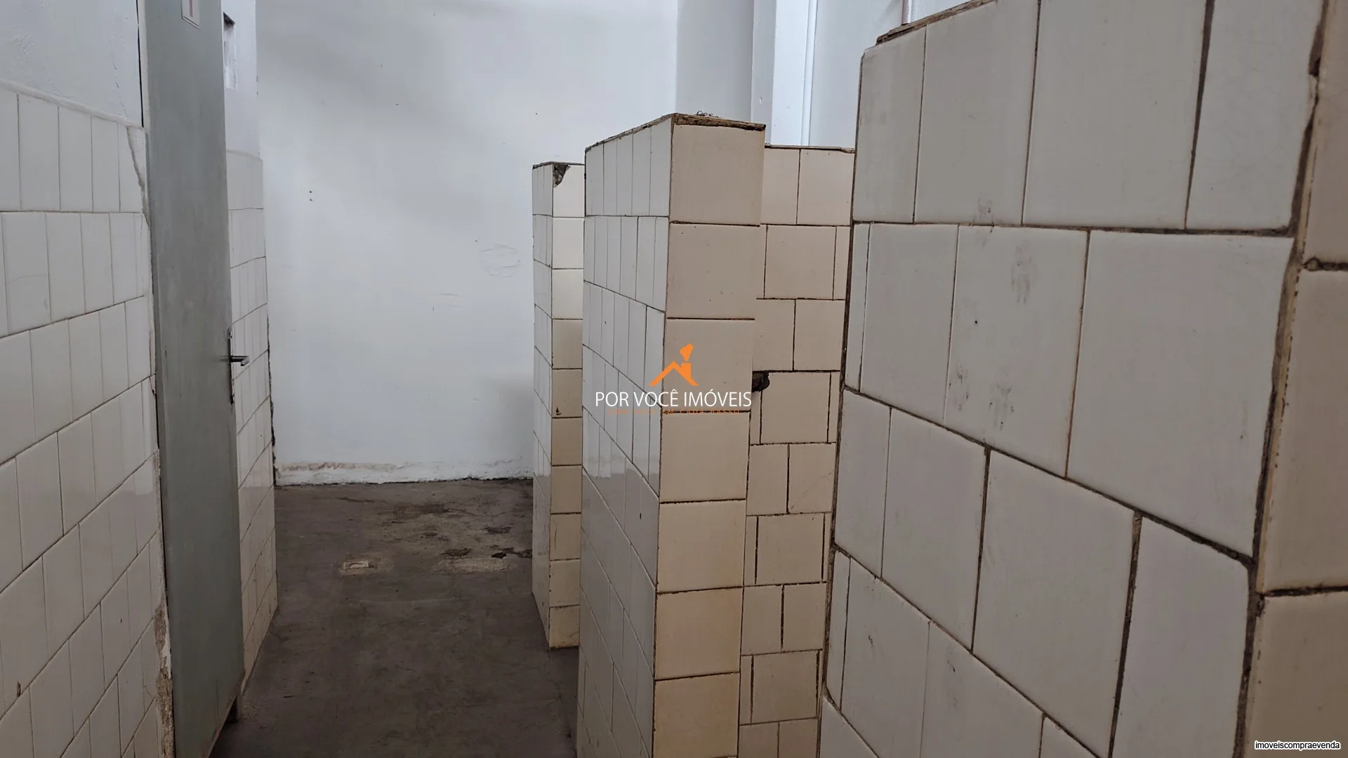 Galpão com 234m²